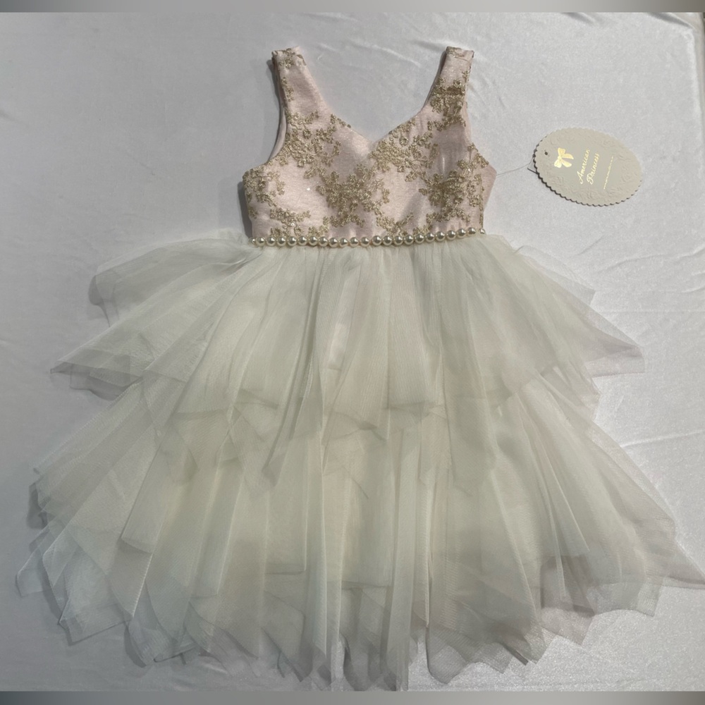 New Americana Princess dress in white tulle and gold floral embroidered size 2T